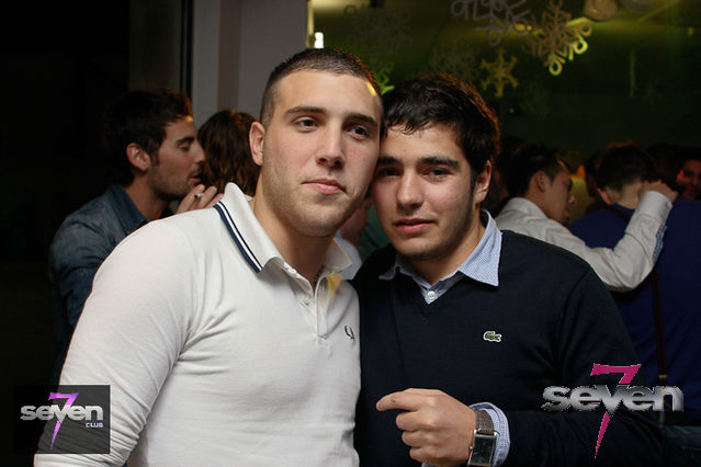 Cliquer pour voir l'image en taille réelle