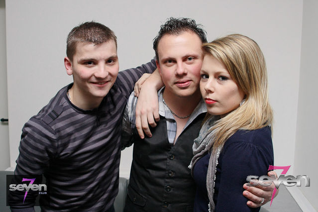 Cliquer pour voir l'image en taille réelle