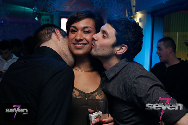 Cliquer pour voir l'image en taille réelle