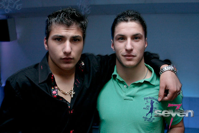 Cliquer pour voir l'image en taille réelle