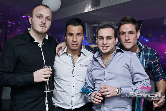 Cliquer pour voir l'image en taille réelle