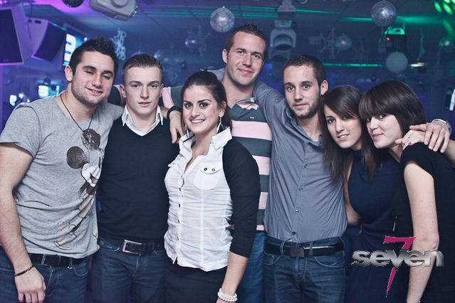 Cliquer pour voir l'image en taille réelle