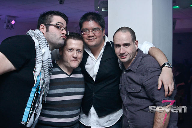 Cliquer pour voir l'image en taille réelle