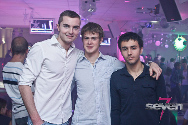 Cliquer pour voir l'image en taille réelle