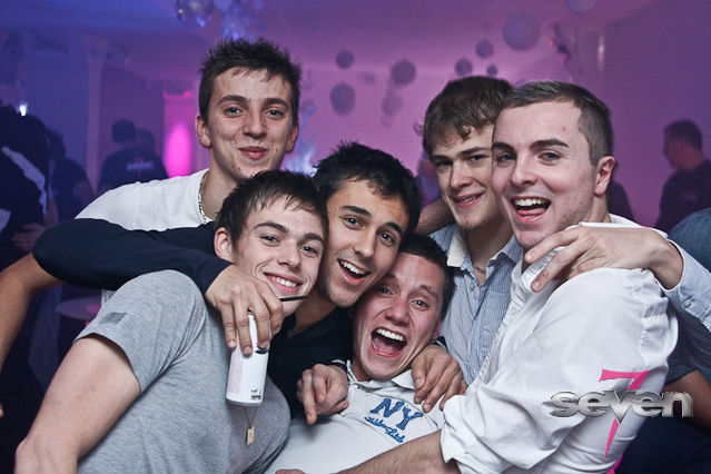 Cliquer pour voir l'image en taille réelle