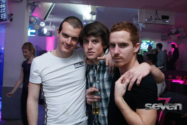 Cliquer pour voir l'image en taille réelle