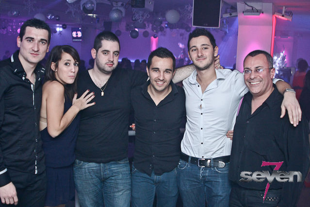 Cliquer pour voir l'image en taille réelle