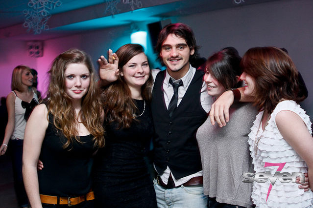 Cliquer pour voir l'image en taille réelle