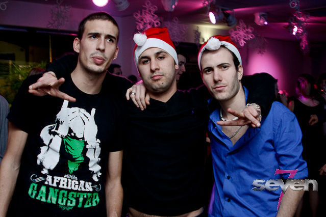 Cliquer pour voir l'image en taille réelle