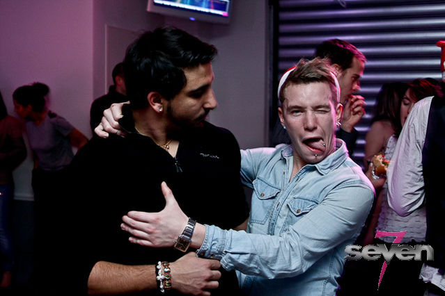 Cliquer pour voir l'image en taille réelle