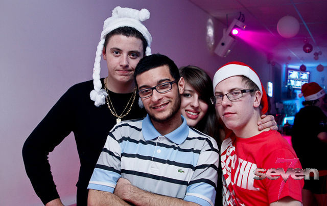 Cliquer pour voir l'image en taille réelle