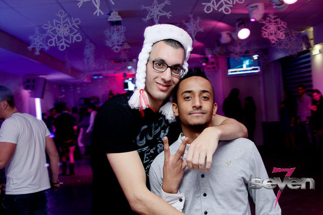 Cliquer pour voir l'image en taille réelle