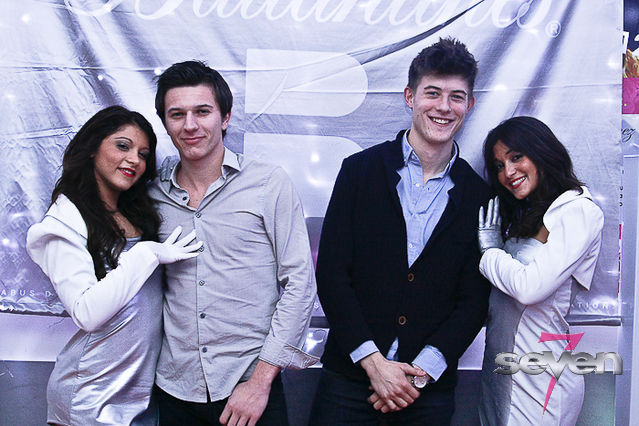 Cliquer pour voir l'image en taille réelle