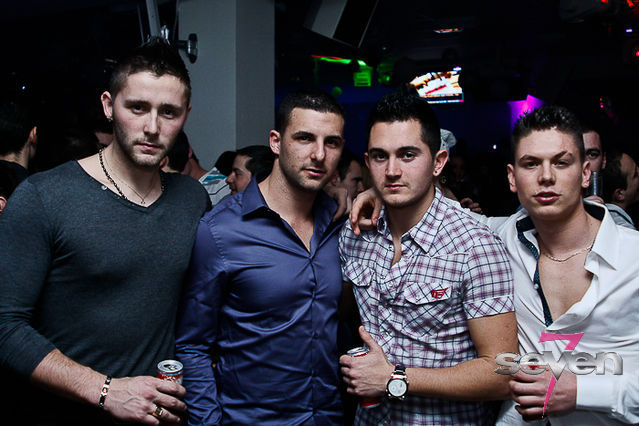 Cliquer pour voir l'image en taille réelle