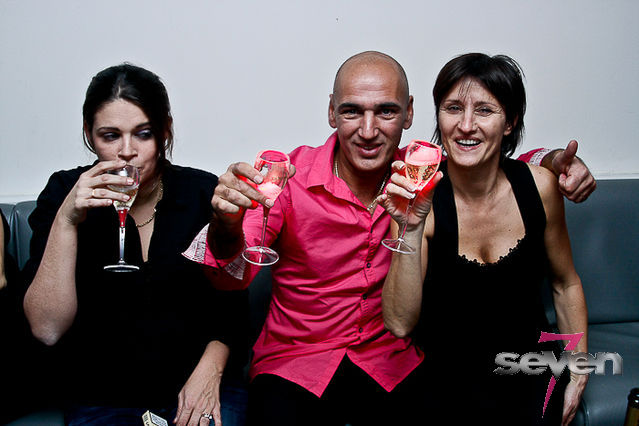 Cliquer pour voir l'image en taille réelle