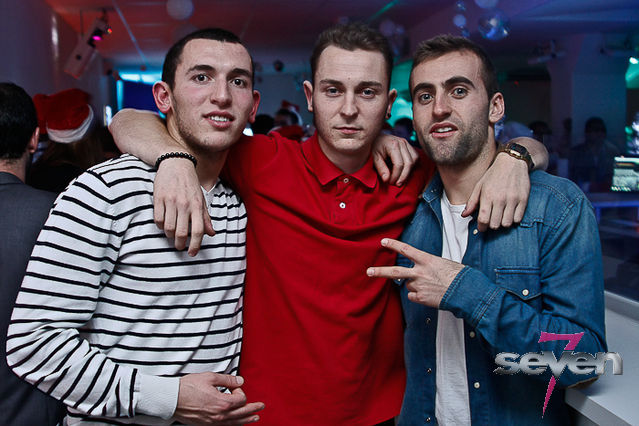 Cliquer pour voir l'image en taille réelle