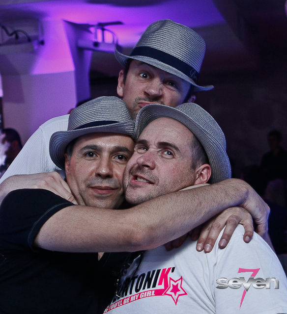 Cliquer pour voir l'image en taille réelle