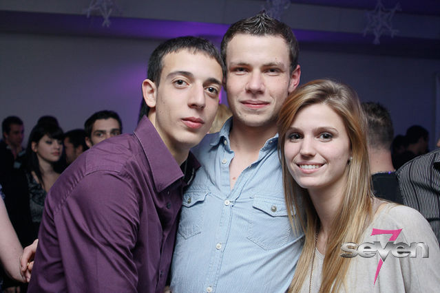 Cliquer pour voir l'image en taille réelle