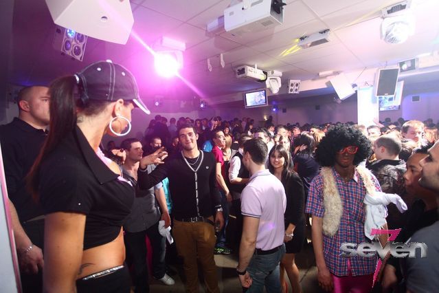 Cliquer pour voir l'image en taille réelle