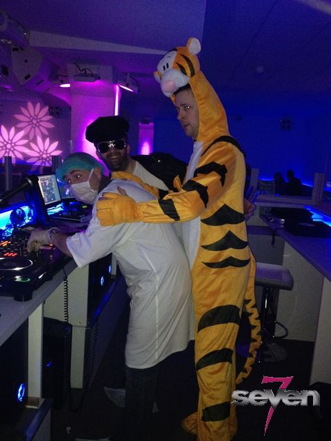 Cliquer pour voir l'image en taille réelle