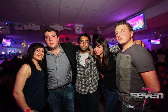 Cliquer pour voir l'image en taille réelle