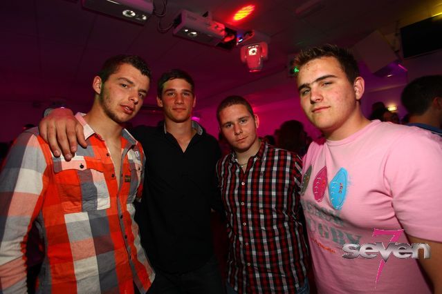 Cliquer pour voir l'image en taille réelle