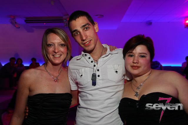 Cliquer pour voir l'image en taille réelle