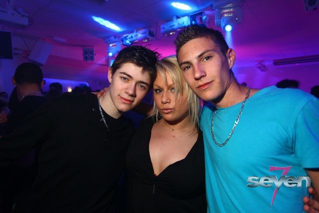 Cliquer pour voir l'image en taille réelle