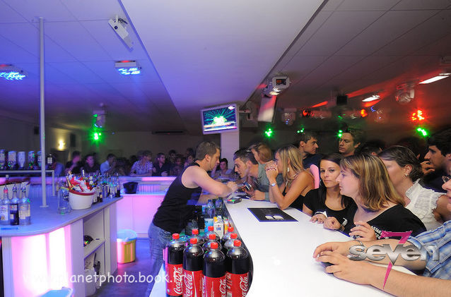 Cliquer pour voir l'image en taille réelle