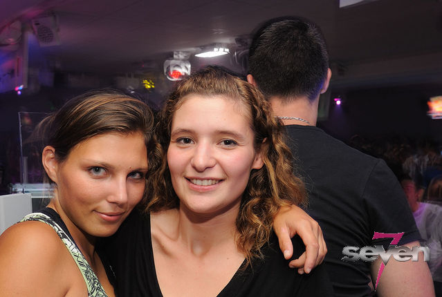 Cliquer pour voir l'image en taille réelle