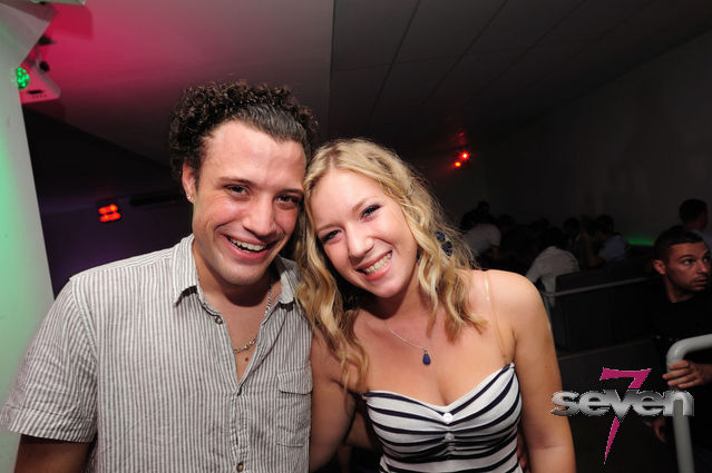 Cliquer pour voir l'image en taille réelle