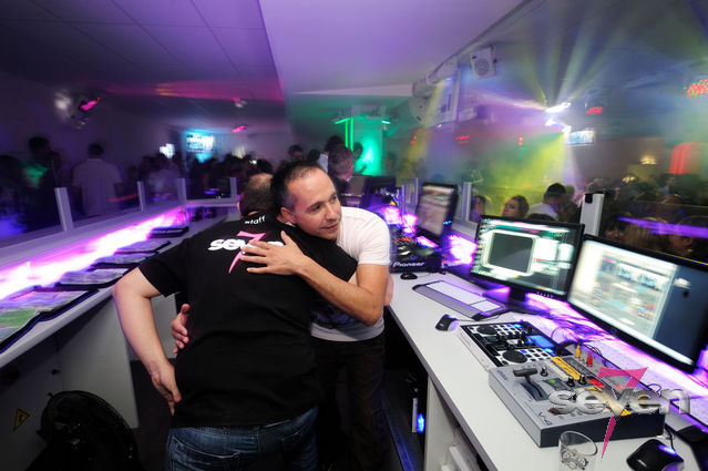 Cliquer pour voir l'image en taille réelle