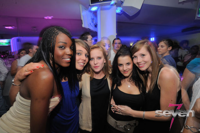 Cliquer pour voir l'image en taille réelle