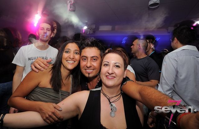 Cliquer pour voir l'image en taille réelle