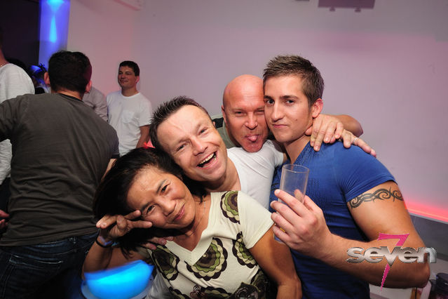 Cliquer pour voir l'image en taille réelle