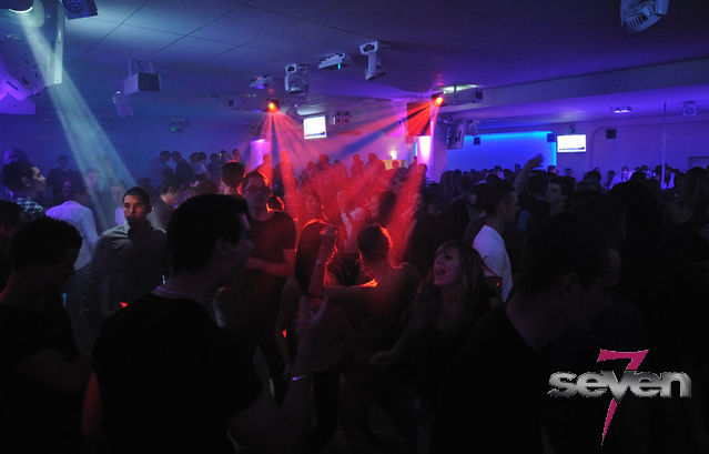 Cliquer pour voir l'image en taille réelle