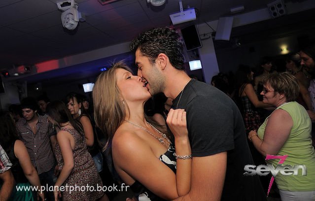 Cliquer pour voir l'image en taille réelle