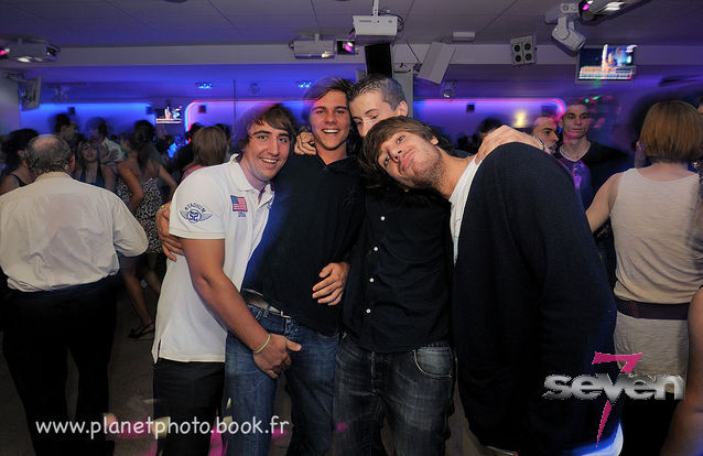 Cliquer pour voir l'image en taille réelle