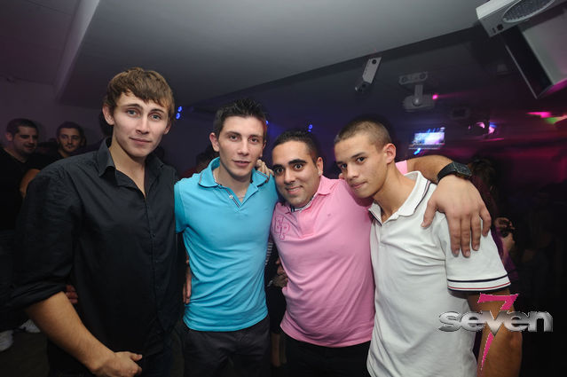 Cliquer pour voir l'image en taille réelle