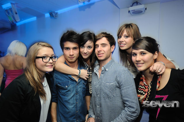 Cliquer pour voir l'image en taille réelle