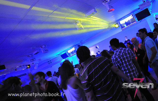 Cliquer pour voir l'image en taille réelle