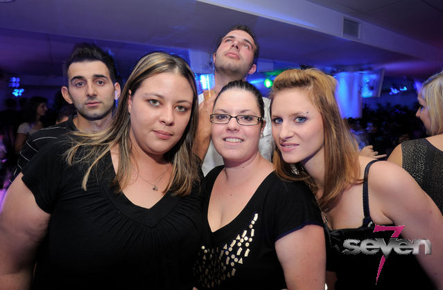 Cliquer pour voir l'image en taille réelle