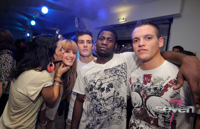 Cliquer pour voir l'image en taille réelle