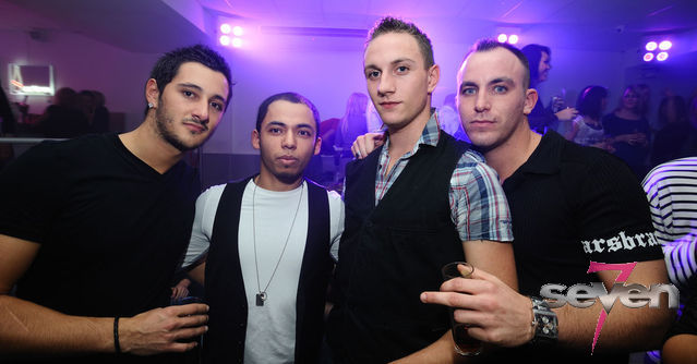 Cliquer pour voir l'image en taille réelle