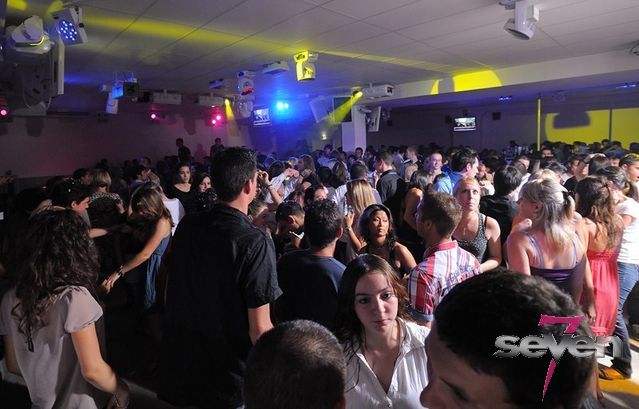 Cliquer pour voir l'image en taille réelle