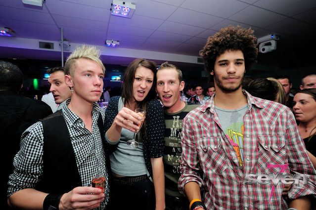 Cliquer pour voir l'image en taille réelle