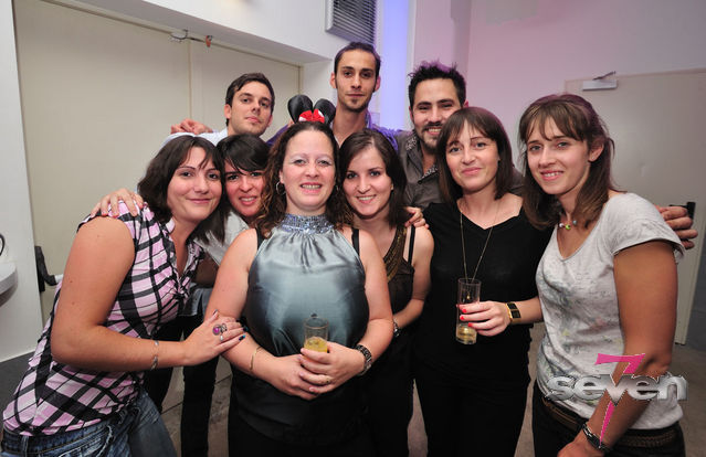 Cliquer pour voir l'image en taille réelle