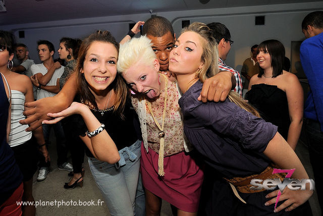 Cliquer pour voir l'image en taille réelle