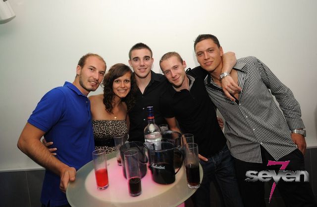 Cliquer pour voir l'image en taille réelle