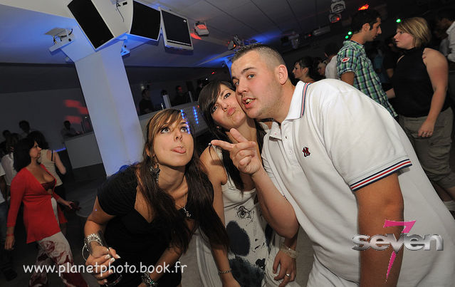 Cliquer pour voir l'image en taille réelle